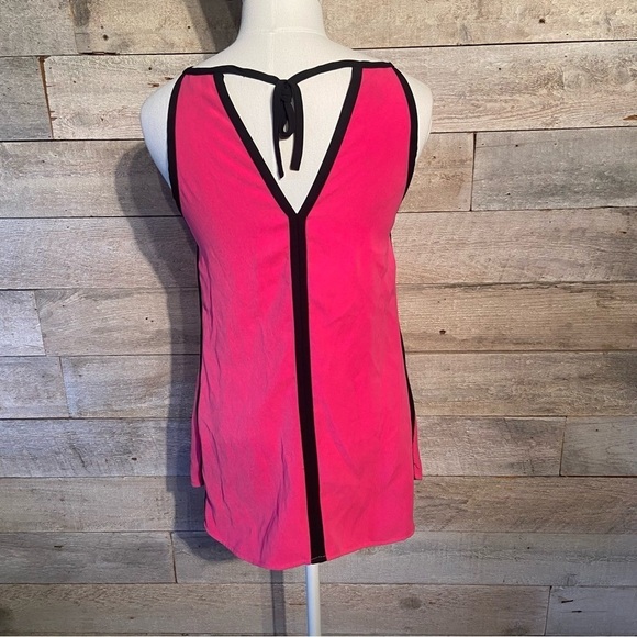 💥5/$25 Le Chateau women’s fuchsia coloured tank top in size XXS - Picture 3 of 8